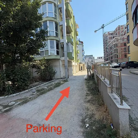 Flower 1 & Private Parking * Sofia